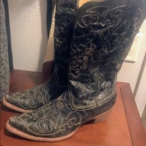 Vintage buckle boots